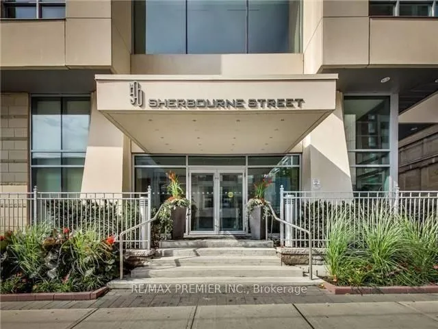 Front of Unit 220, 500 Sherbourne Street