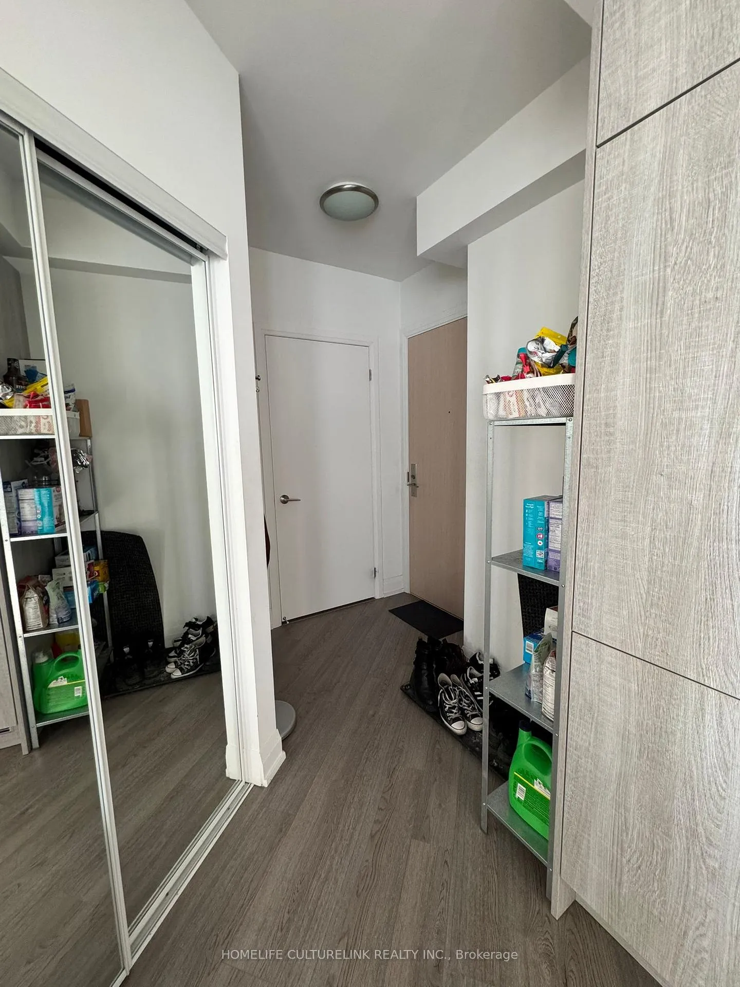Photo 4 of Unit 3002, 77 Mutual Street, Toronto, Church-Yonge Corridor — HOMEH