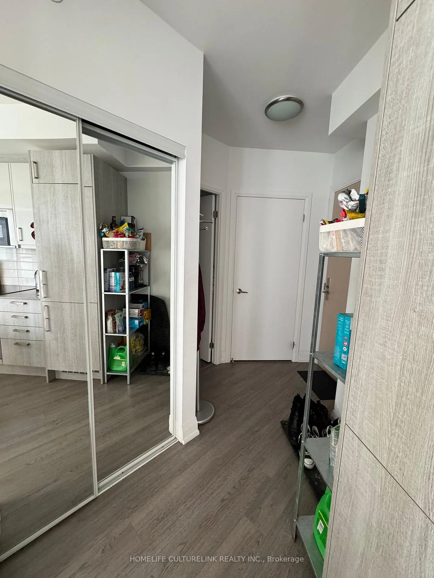 Photo 5 of Unit 3002, 77 Mutual Street, Toronto, Church-Yonge Corridor — HOMEH