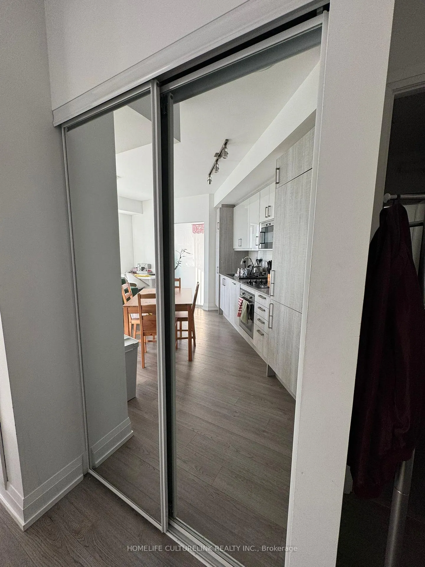 Photo 6 of Unit 3002, 77 Mutual Street, Toronto, Church-Yonge Corridor — HOMEH