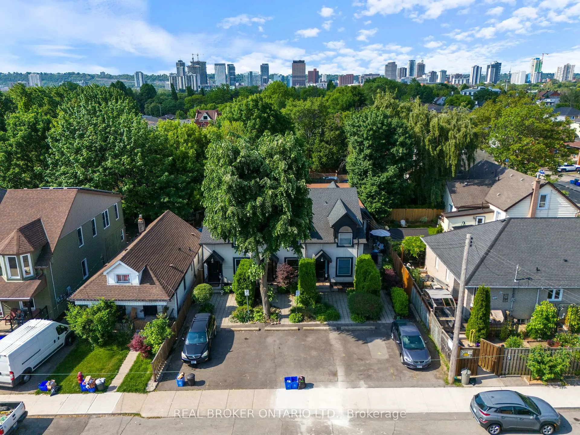 Photo 2 of Unit 2, 23 Macaulay Street W, Hamilton, North End — HOMEH