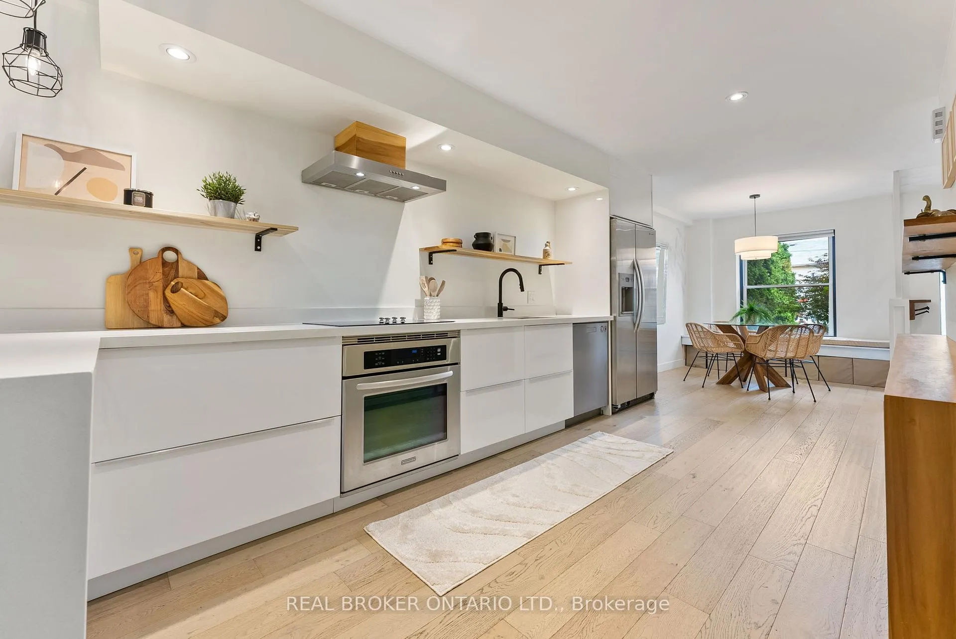 Photo 13 of Unit 2, 23 Macaulay Street W, Hamilton, North End — HOMEH