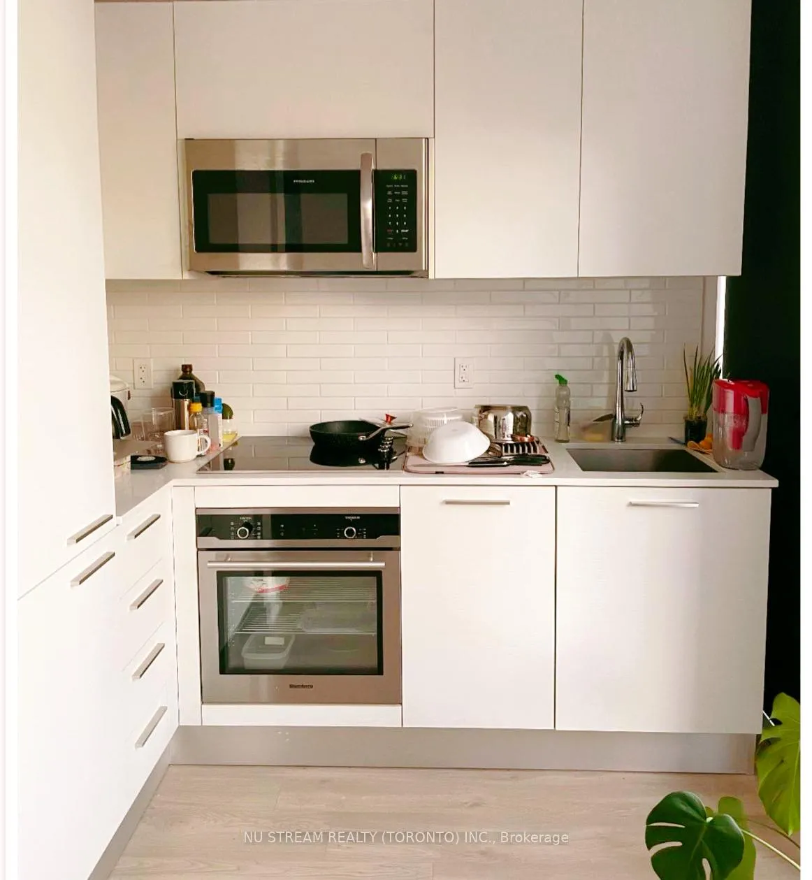 Photo 2 of Unit 1708, 3 Gloucester Street, Toronto, Church-Yonge Corridor — HOMEH