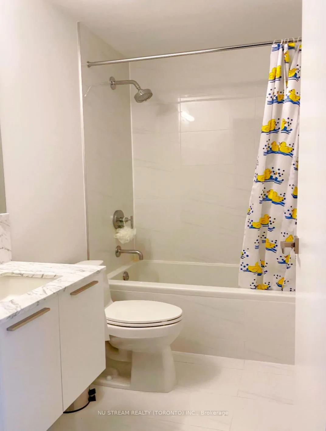 Photo 7 of Unit 1708, 3 Gloucester Street, Toronto, Church-Yonge Corridor — HOMEH