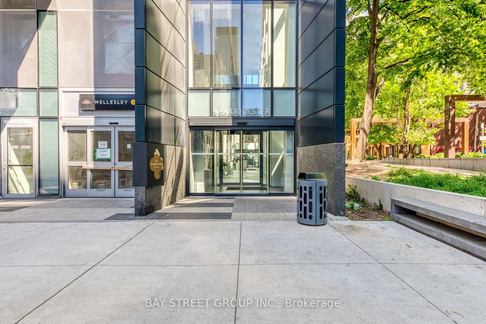 Photo 3 of Unit 513, 3 Gloucester Street, Toronto, Church-Yonge Corridor — HOMEH