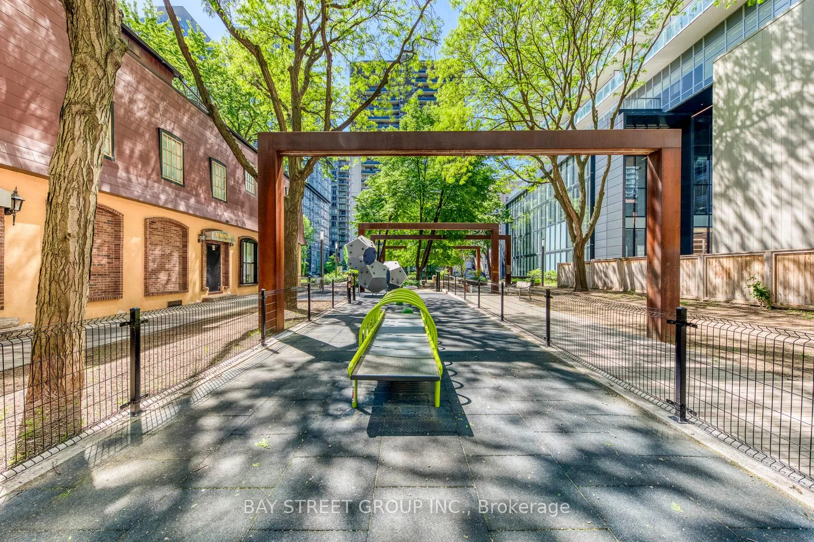 Photo 26 of Unit 513, 3 Gloucester Street, Toronto, Church-Yonge Corridor — HOMEH