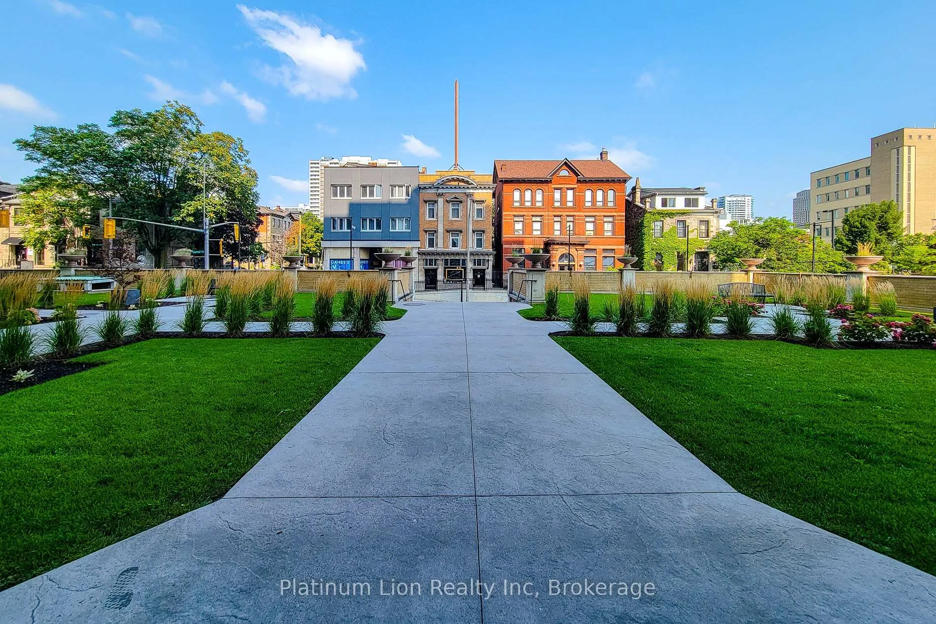 Photo 4 of Unit 402, 135 James Street S, Hamilton, Corktown — HOMEH