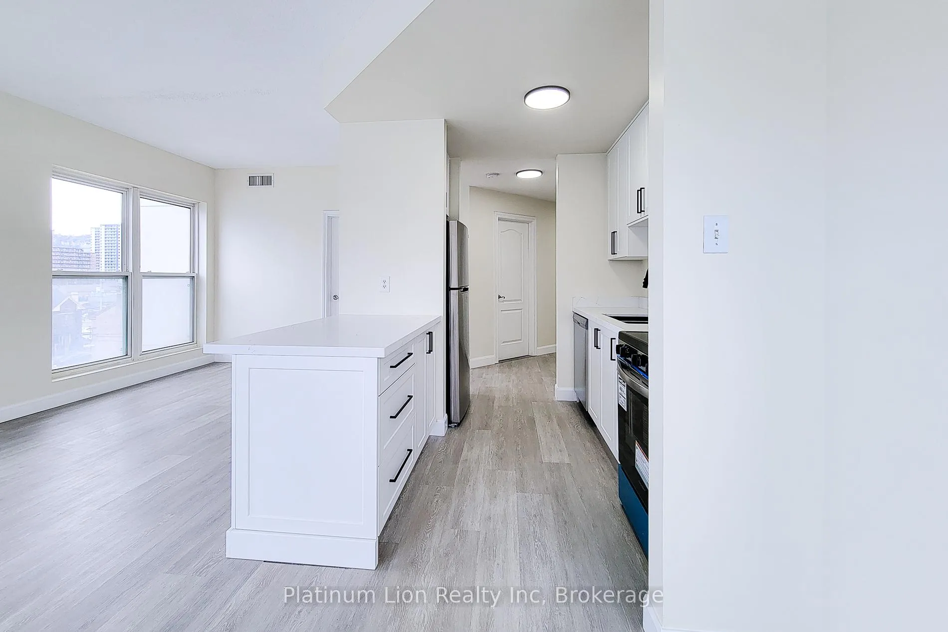 Photo 21 of Unit 402, 135 James Street S, Hamilton, Corktown — HOMEH