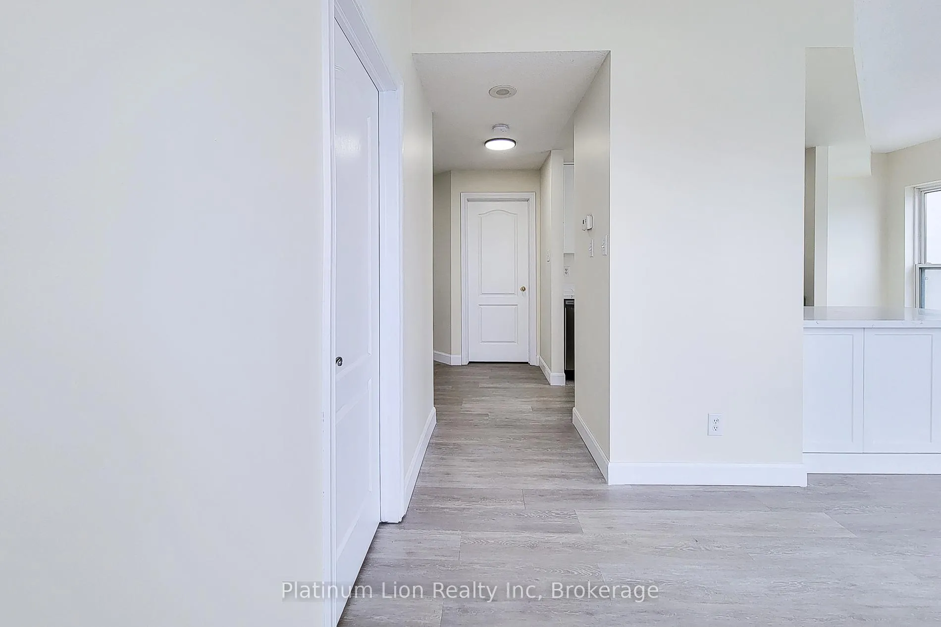 Photo 26 of Unit 402, 135 James Street S, Hamilton, Corktown — HOMEH