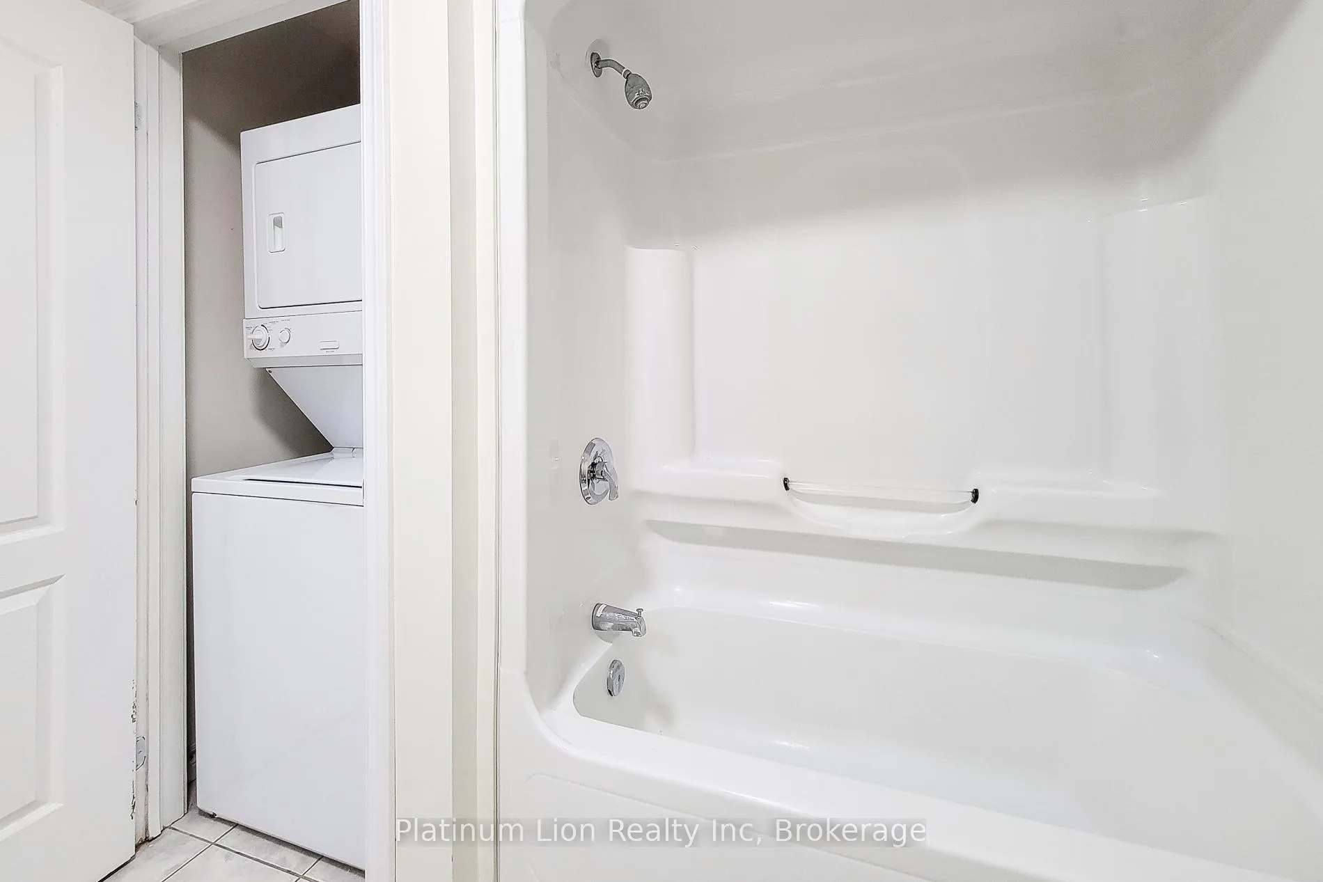 Photo 33 of Unit 402, 135 James Street S, Hamilton, Corktown — HOMEH