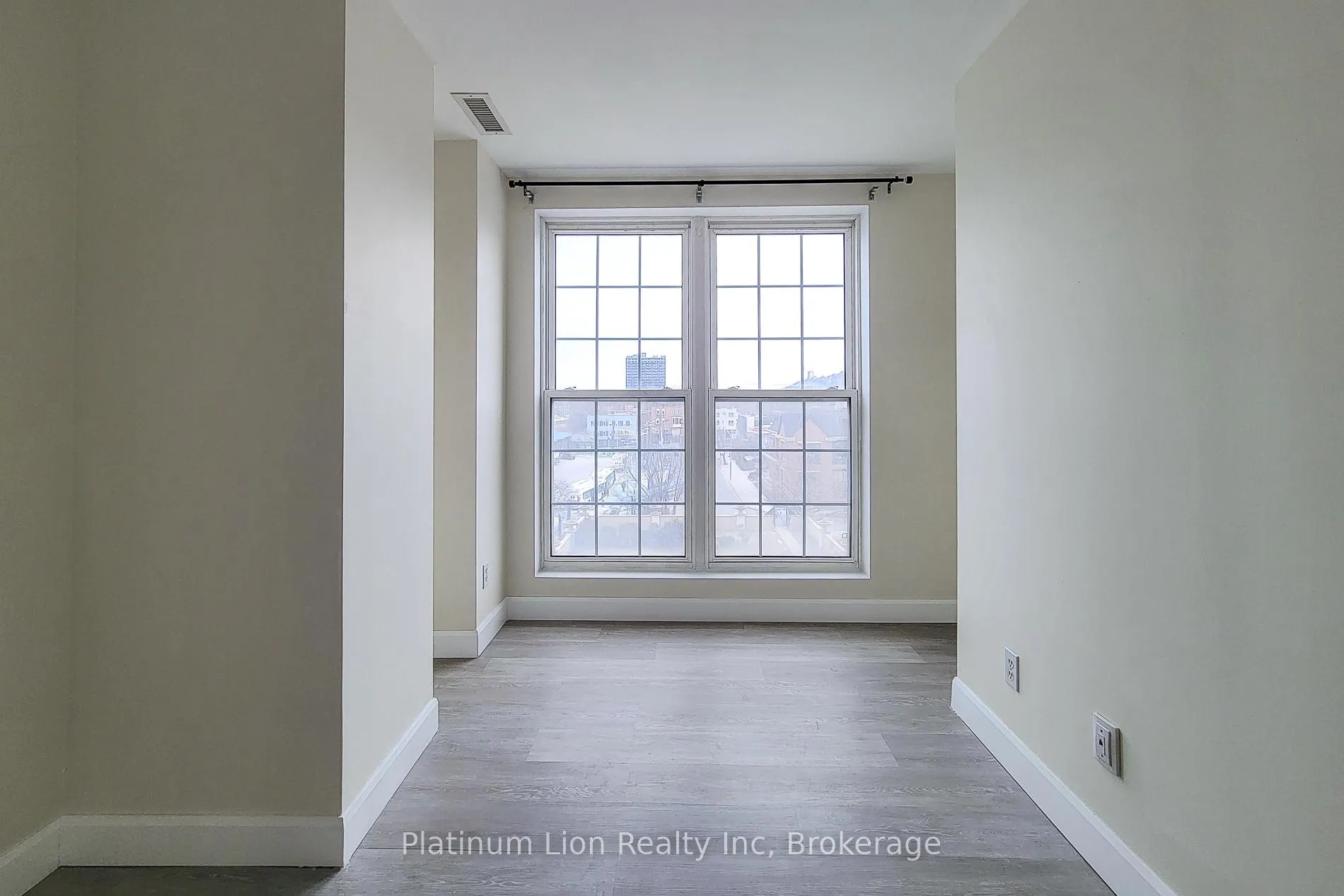 Photo 38 of Unit 402, 135 James Street S, Hamilton, Corktown — HOMEH