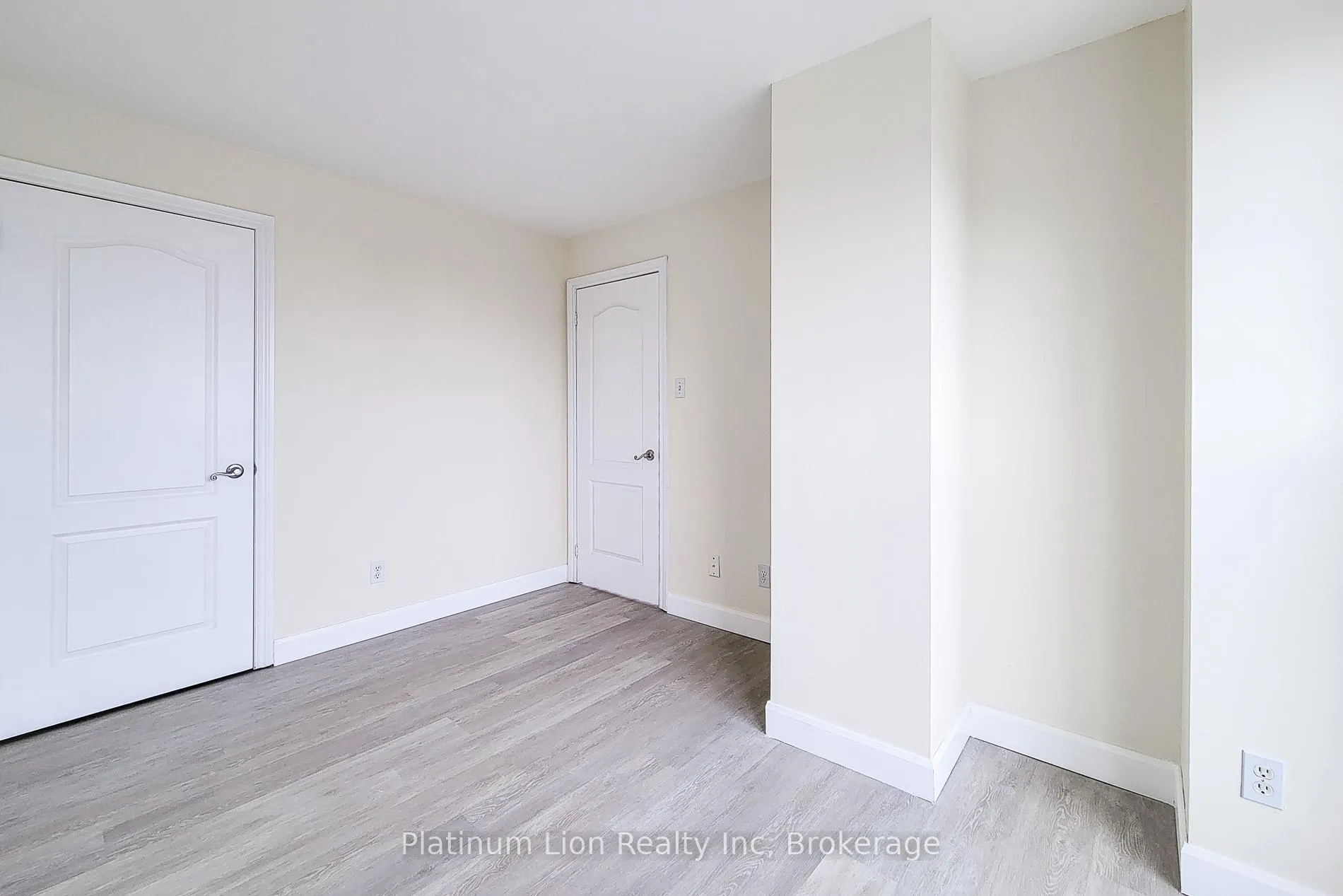 Photo 39 of Unit 402, 135 James Street S, Hamilton, Corktown — HOMEH