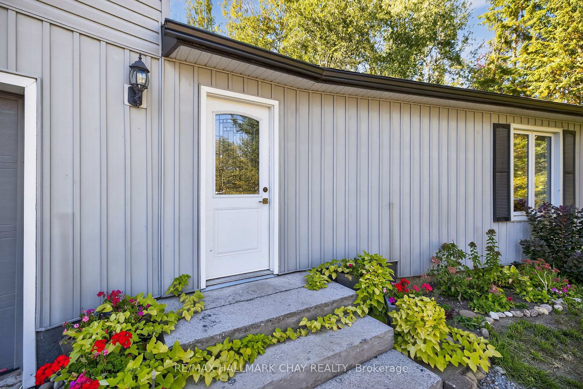 Photo 1 of 25992 McCowan Road, Georgina, Belhaven — HOMEH