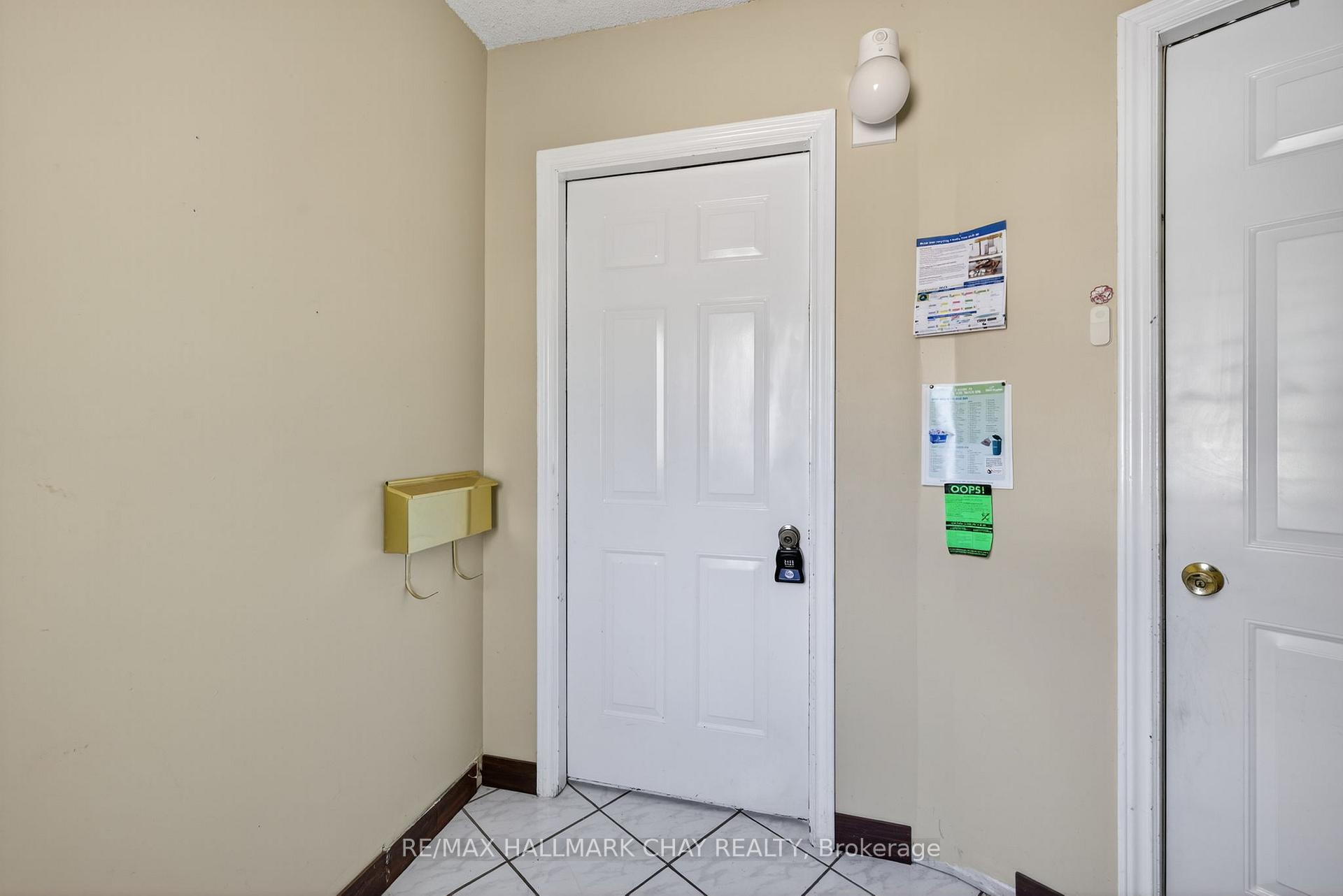 Photo 2 of 25992 McCowan Road, Georgina, Belhaven — HOMEH