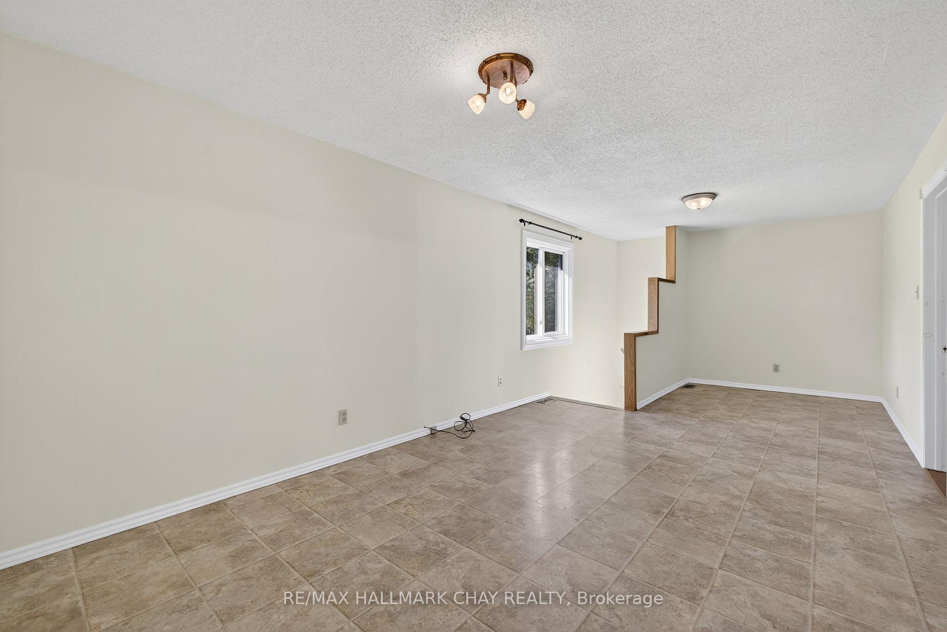 Photo 10 of 25992 McCowan Road, Georgina, Belhaven — HOMEH