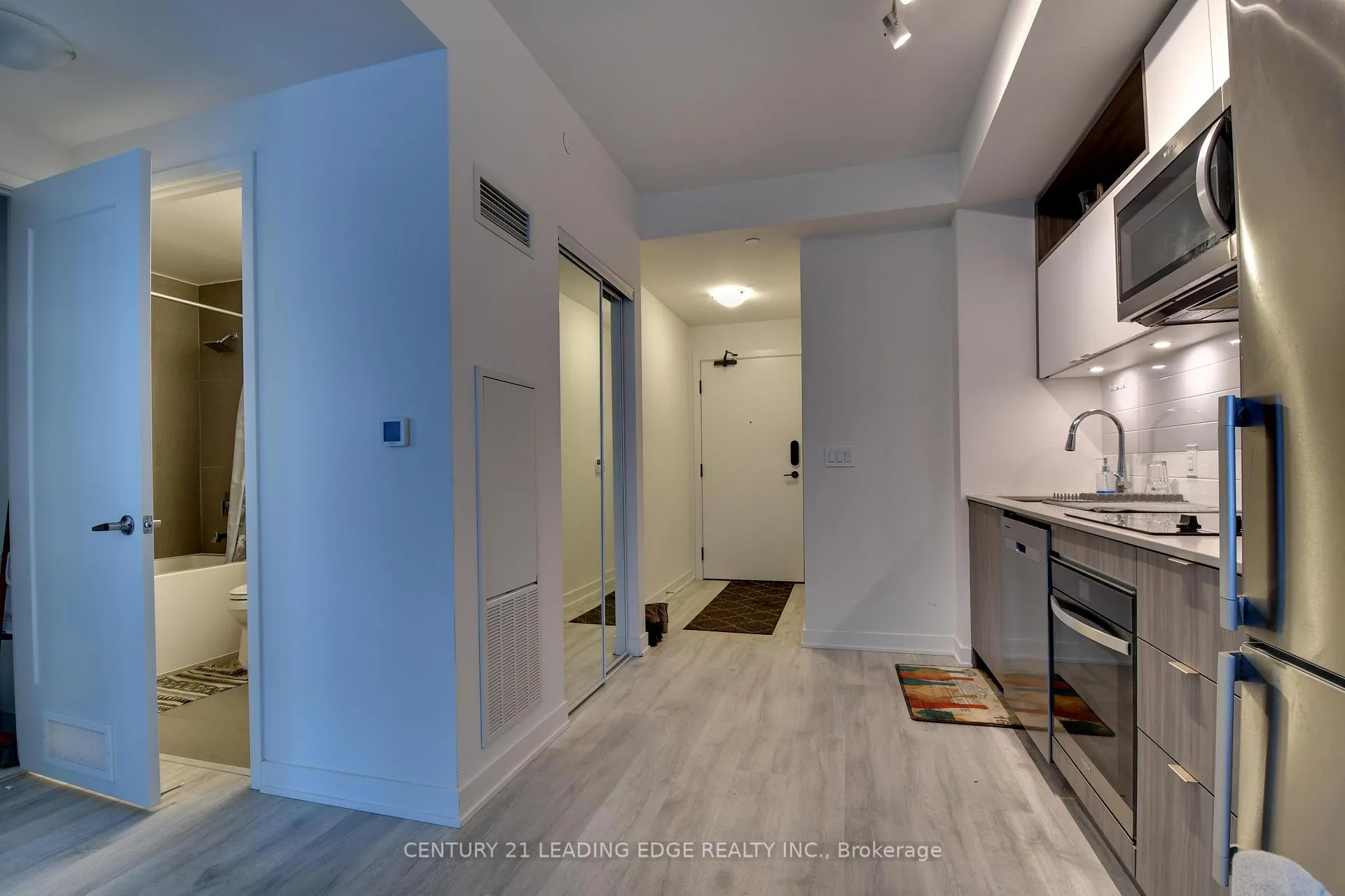 Photo 6 of Unit 2519, 135 Lower Sherbourne Street, Toronto, Waterfront Communities — HOMEH