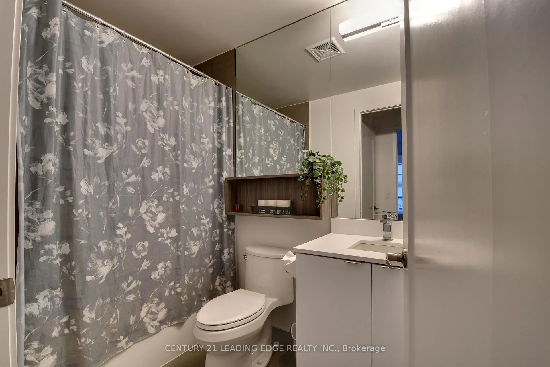 Photo 13 of Unit 2519, 135 Lower Sherbourne Street, Toronto, Waterfront Communities — HOMEH