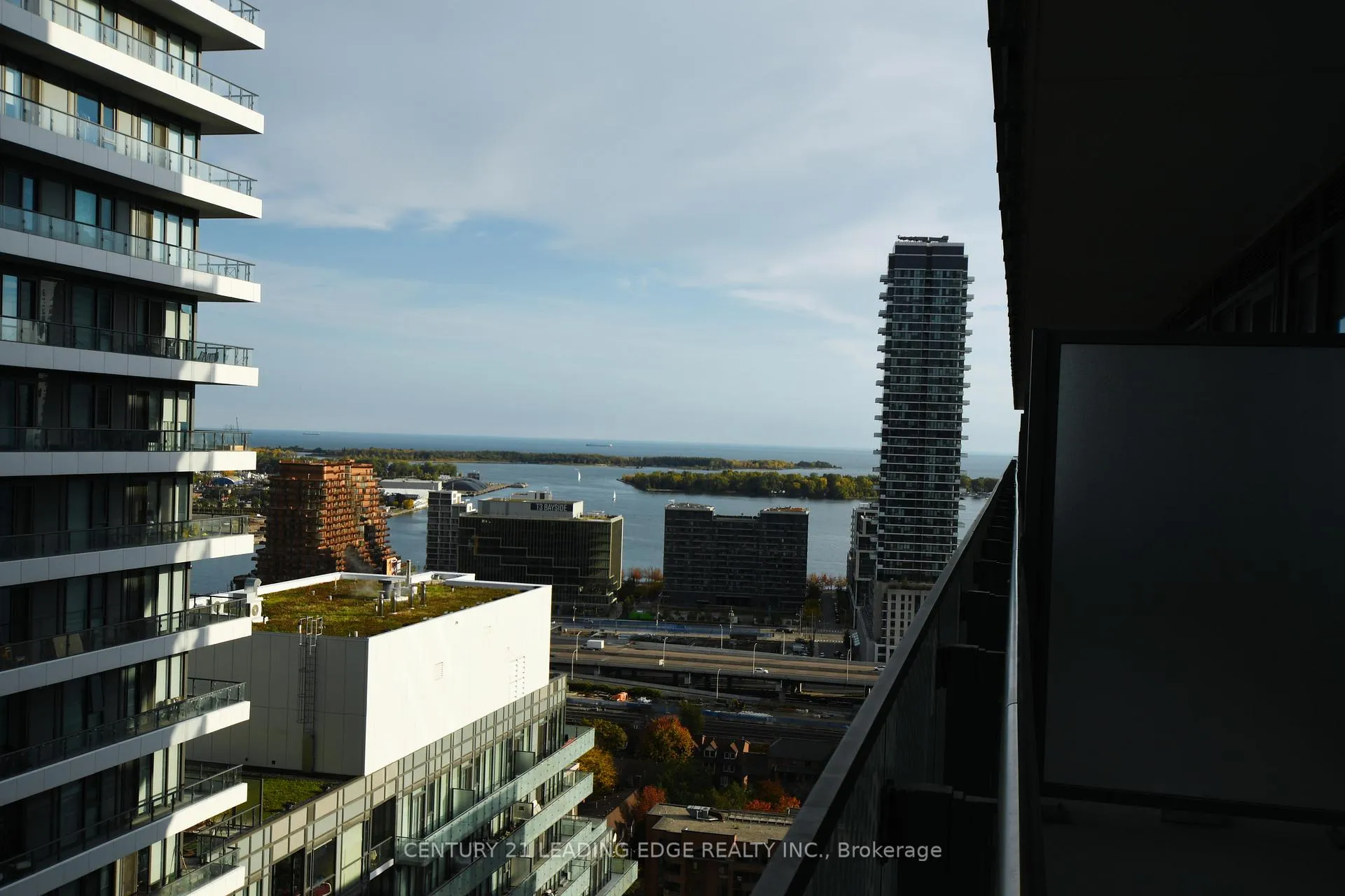Photo 16 of Unit 2519, 135 Lower Sherbourne Street, Toronto, Waterfront Communities — HOMEH