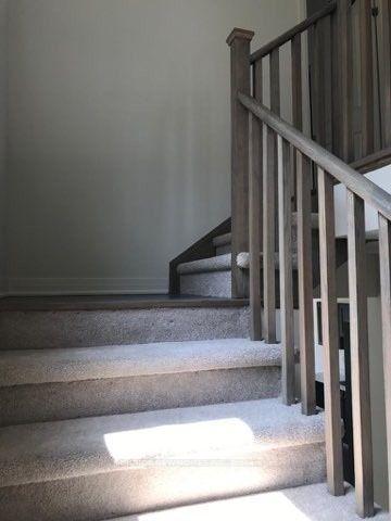 Photo 7 of 66 Clipper Lane, Clarington, Bowmanville — HOMEH