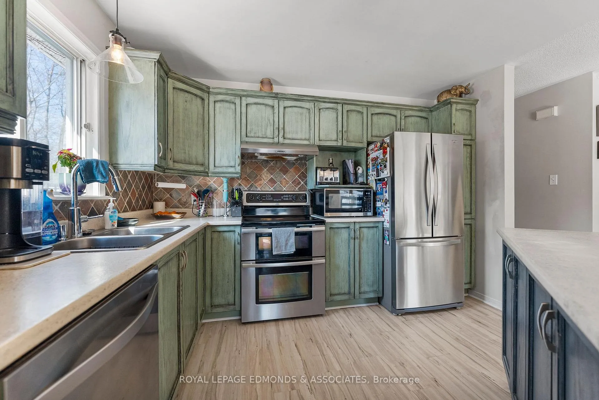 Photo 6 of 34 Bayshore Drive, Petawawa, Petawawa — HOMEH