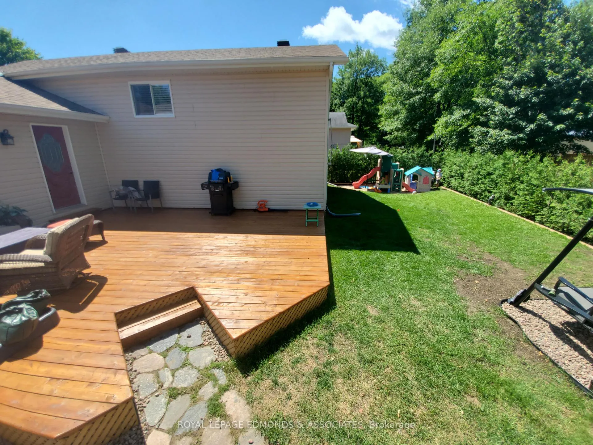 Photo 40 of 34 Bayshore Drive, Petawawa, Petawawa — HOMEH