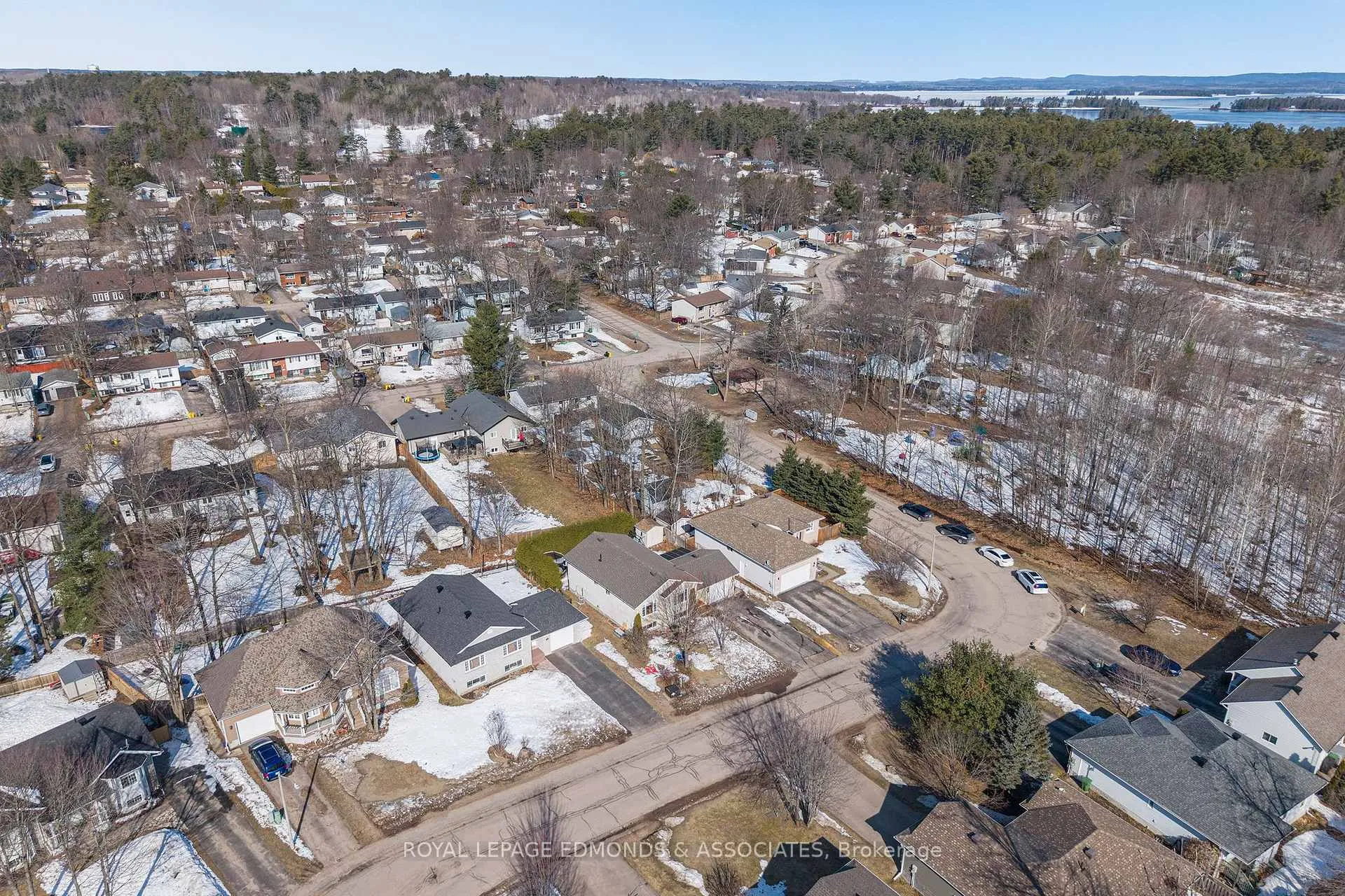 Photo 50 of 34 Bayshore Drive, Petawawa, Petawawa — HOMEH