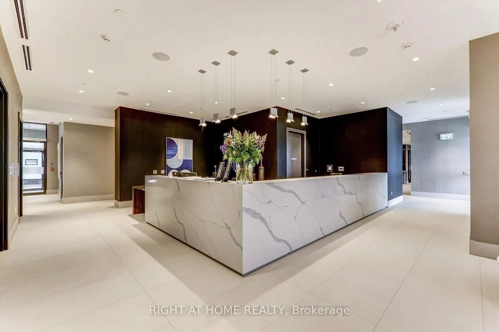 Photo 6 of Unit 321, 2550 Simcoe Street N, Oshawa, Windfields — HOMEH