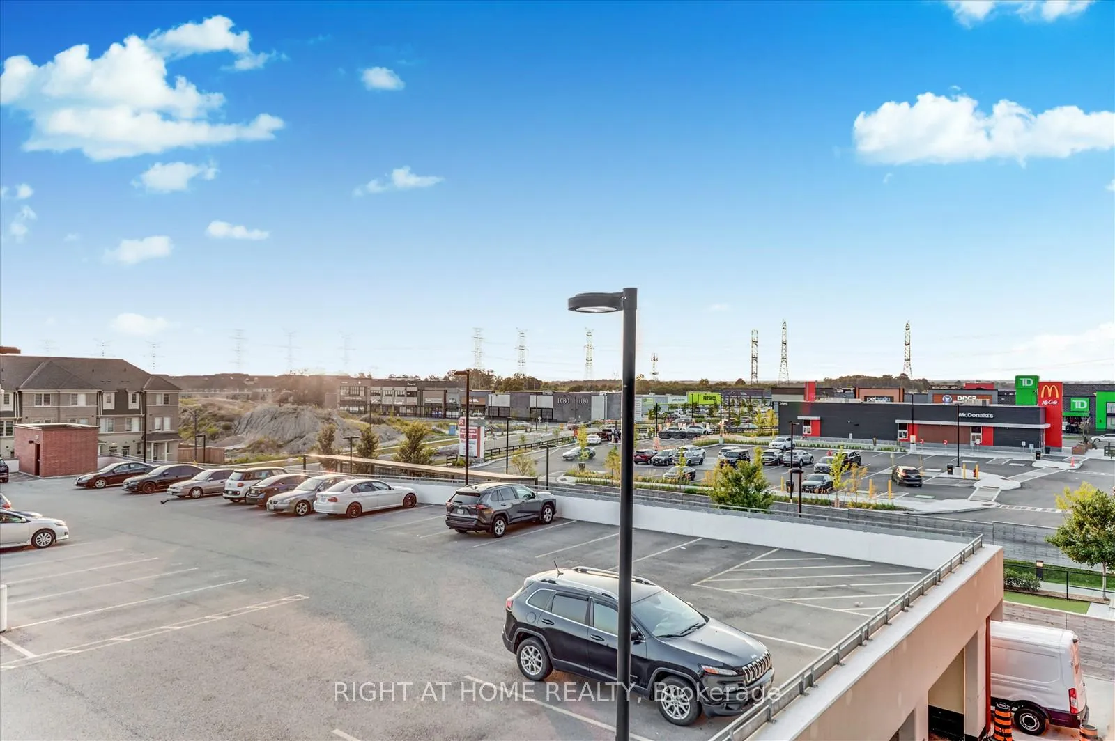 Photo 29 of Unit 321, 2550 Simcoe Street N, Oshawa, Windfields — HOMEH