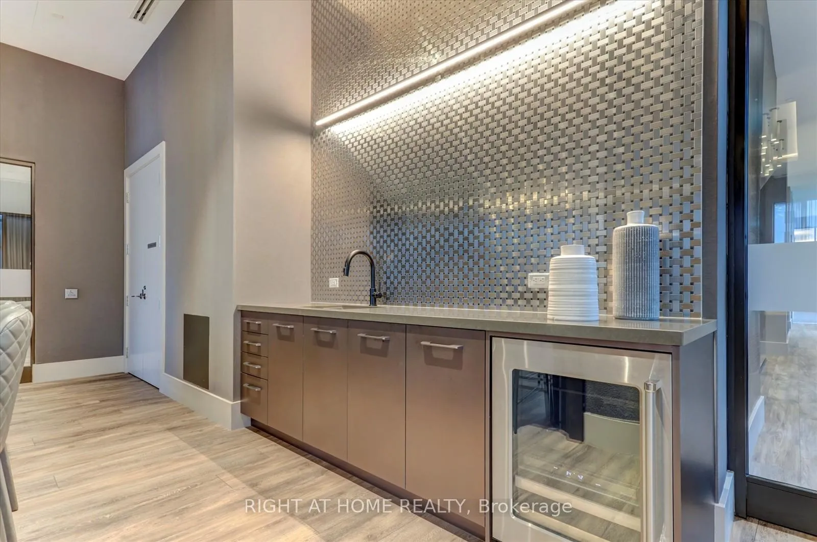 Photo 33 of Unit 321, 2550 Simcoe Street N, Oshawa, Windfields — HOMEH