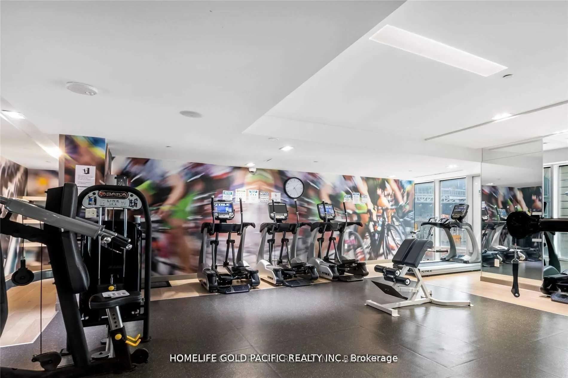 Photo 7 of Unit 3210, 8 The Esplanade, Toronto, Waterfront Communities — HOMEH