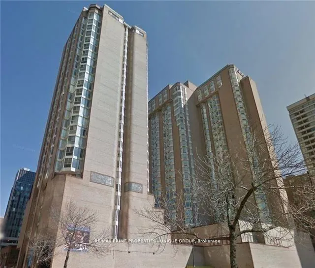 Front of Unit 1905, 55 Centre Avenue