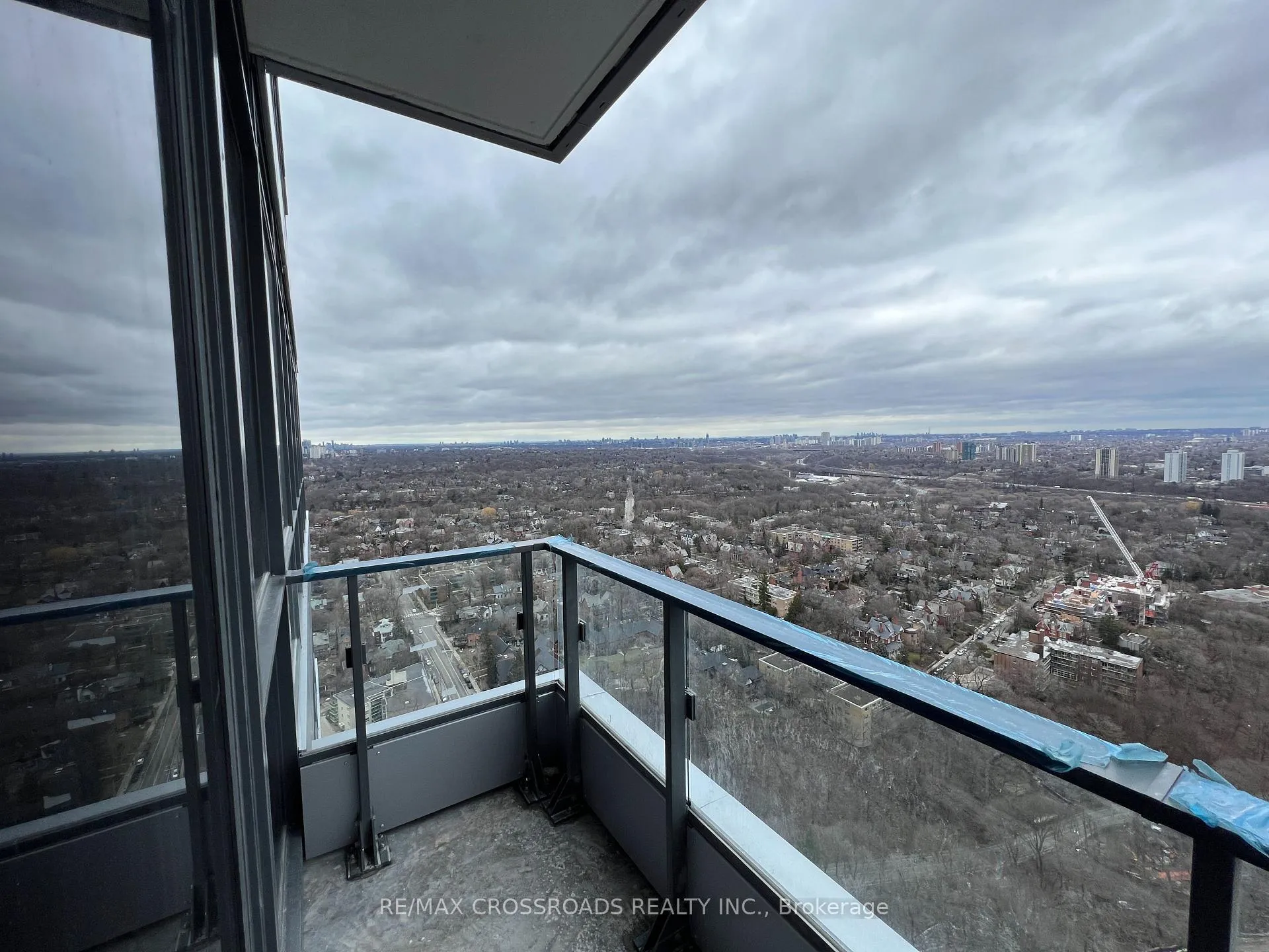 Photo 5 of Unit 3508, 395 Bloor Street E, Toronto, North St. James Town — HOMEH