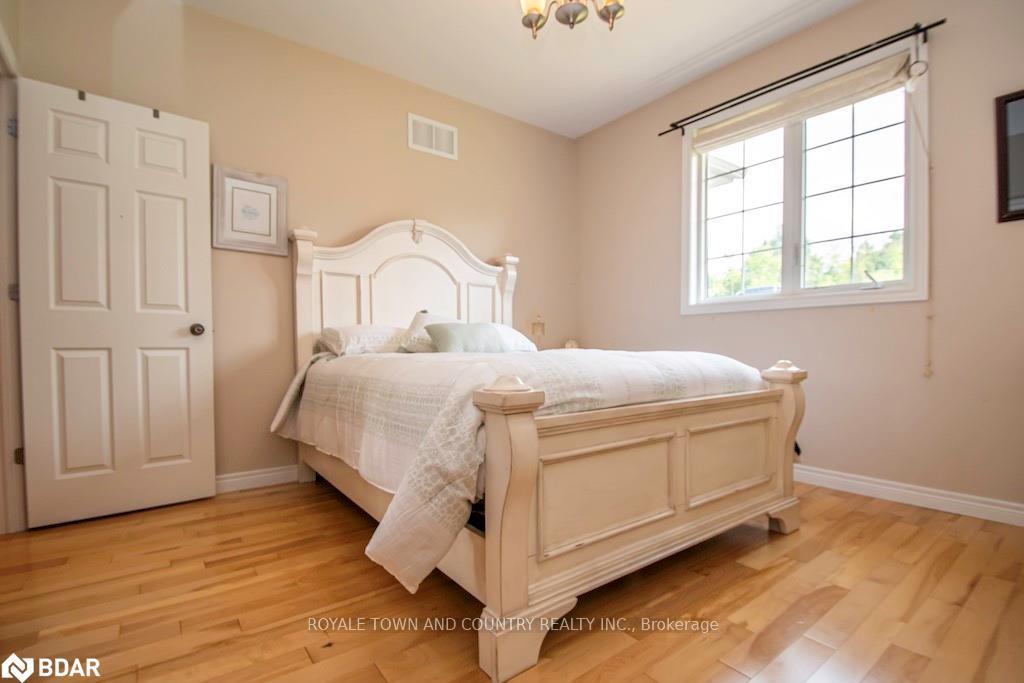 Photo 17 of 422 Highway 7A E, Cavan Monaghan, Cavan Twp — HOMEH