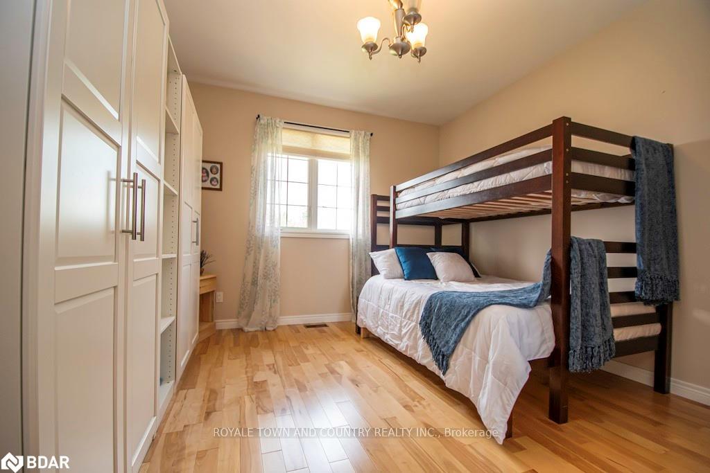 Photo 23 of 422 Highway 7A E, Cavan Monaghan, Cavan Twp — HOMEH