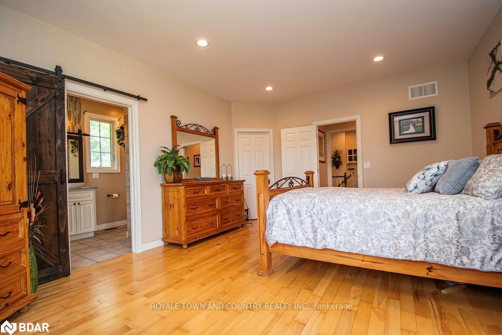 Photo 28 of 422 Highway 7A E, Cavan Monaghan, Cavan Twp — HOMEH
