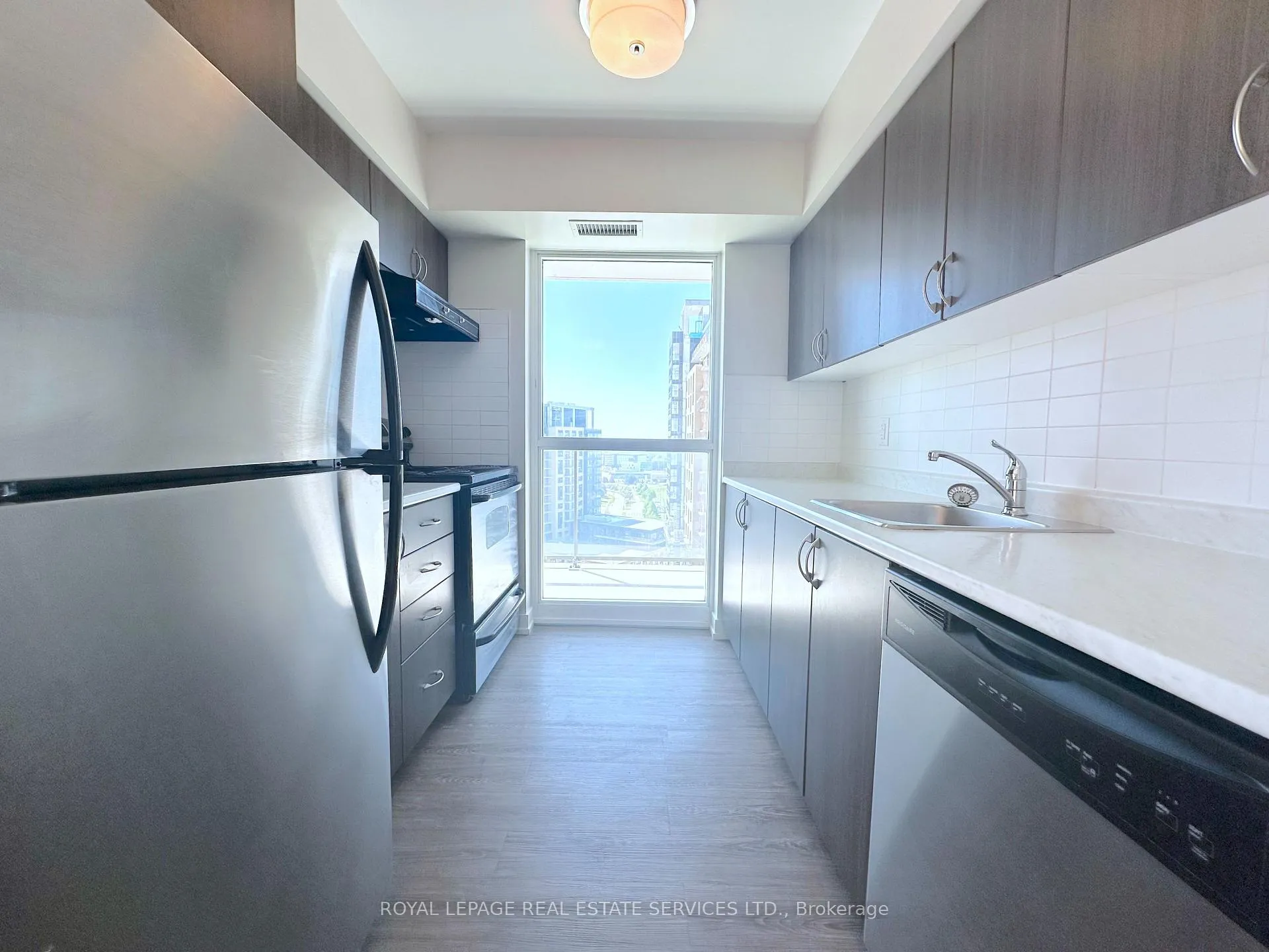 Photo 6 of Unit 1708, 73 Bayly Street W, Ajax, South West — HOMEH