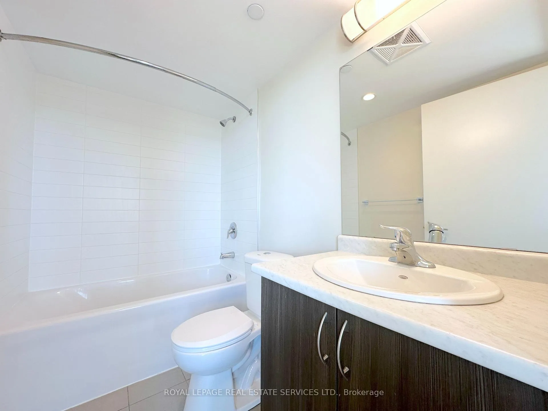 Photo 14 of Unit 1708, 73 Bayly Street W, Ajax, South West — HOMEH