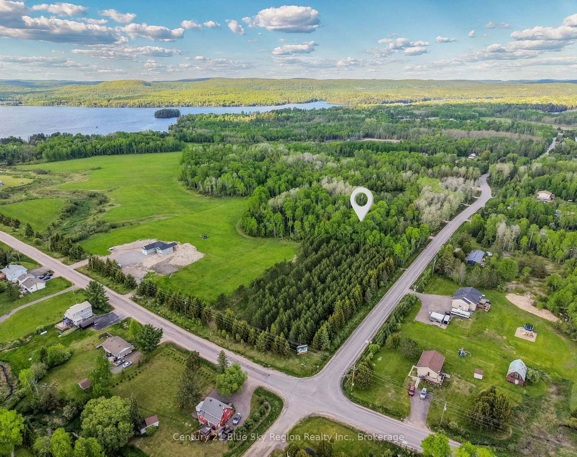 Photo 5 of 37 MacPherson Drive, East Ferris — HOMEH