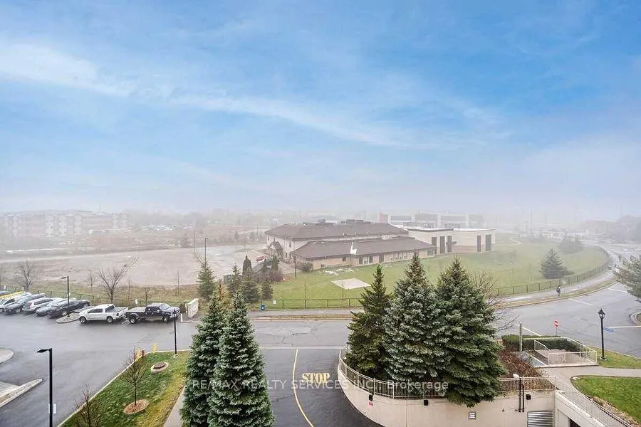 Photo 16 of Unit 508, 10 Dayspring Circle, Brampton, Goreway Drive Corridor — HOMEH