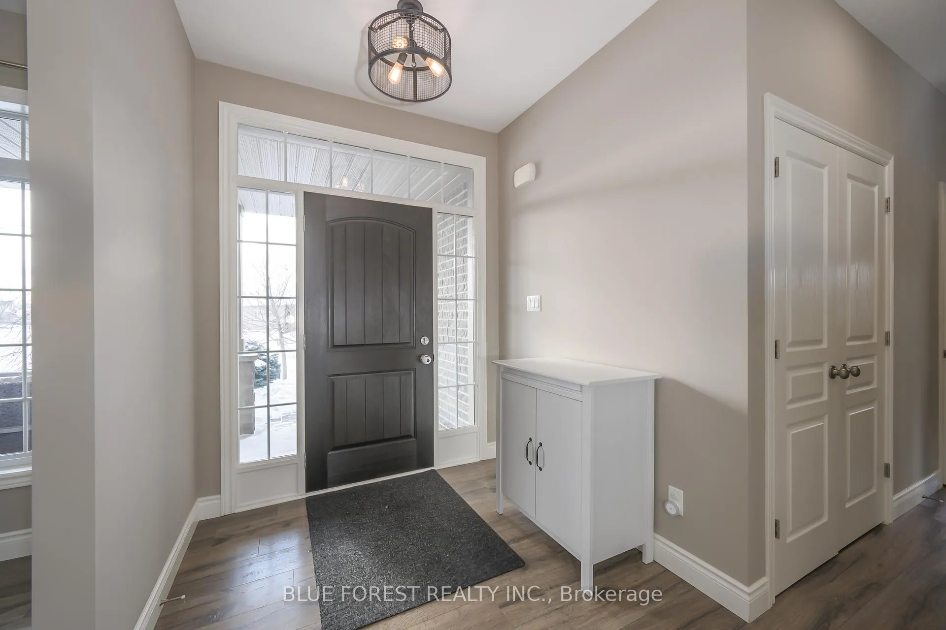 Photo 4 of 7 St Andrews Drive, St. Thomas — HOMEH