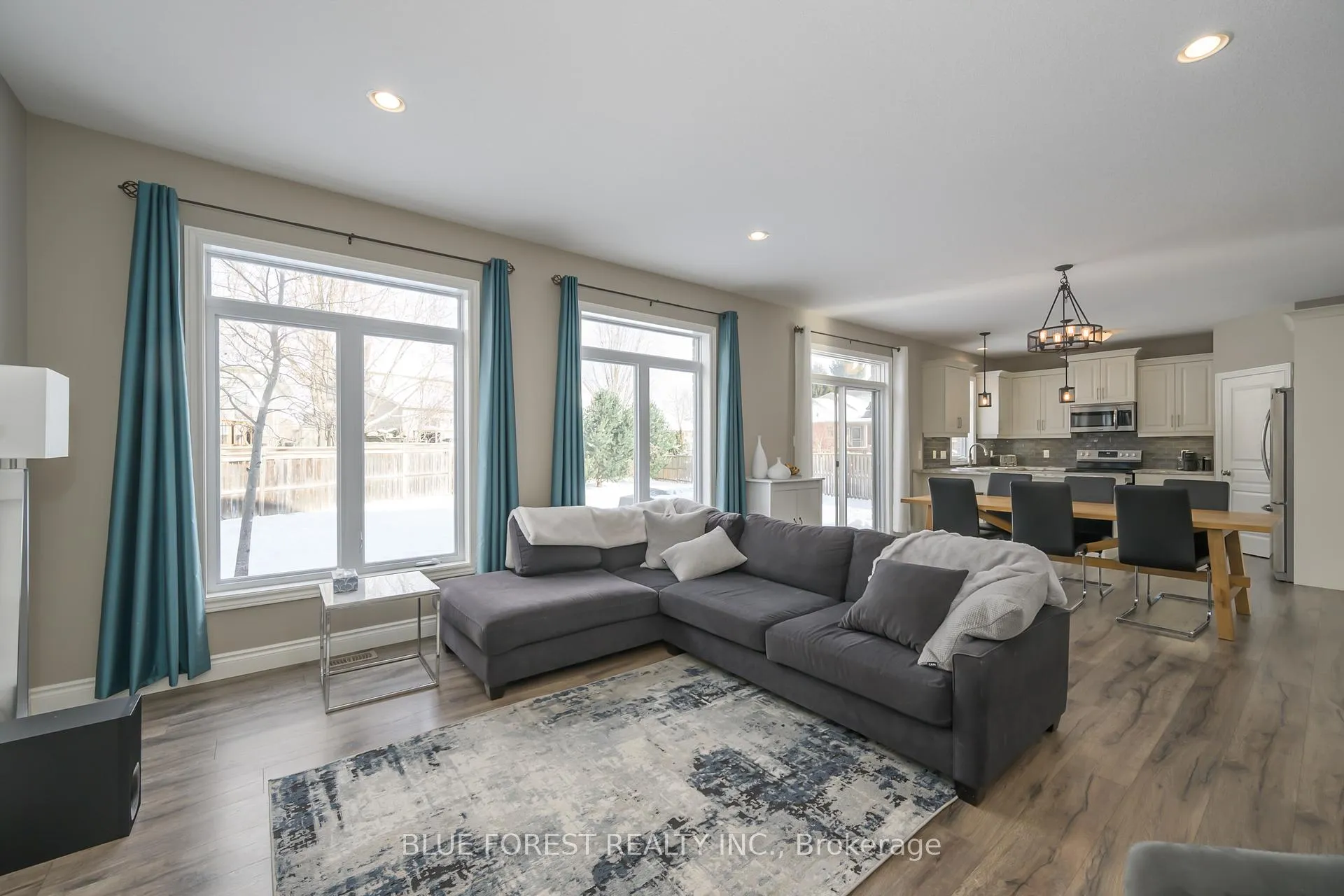 Photo 10 of 7 St Andrews Drive, St. Thomas — HOMEH