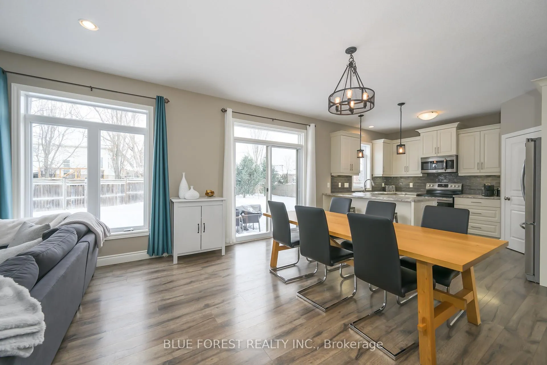 Photo 11 of 7 St Andrews Drive, St. Thomas — HOMEH