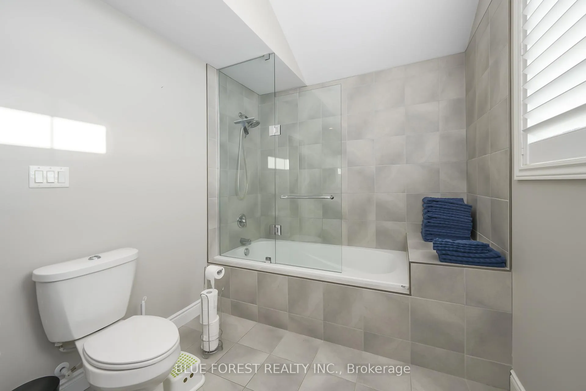 Photo 20 of 7 St Andrews Drive, St. Thomas — HOMEH