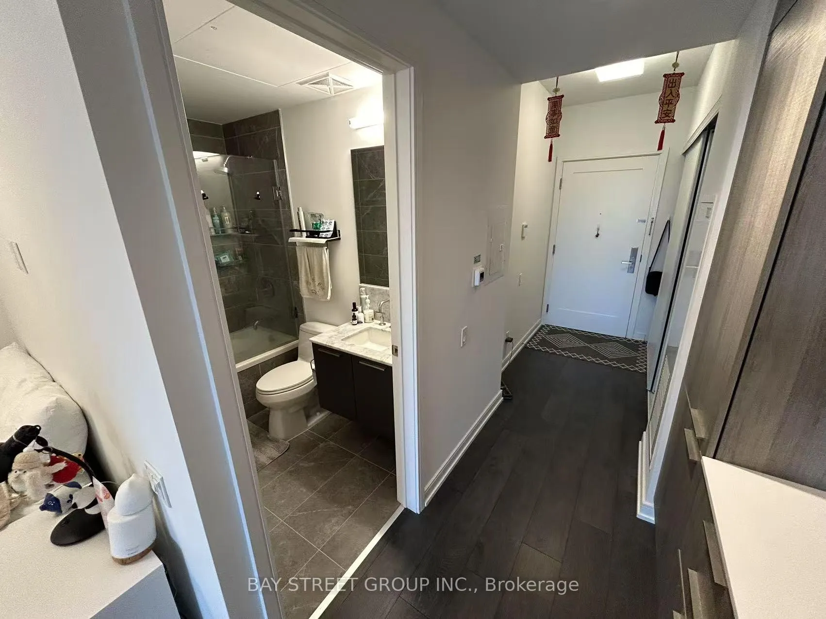 Photo 7 of Unit 805, 3 Gloucester Street, Toronto, Church-Yonge Corridor — HOMEH