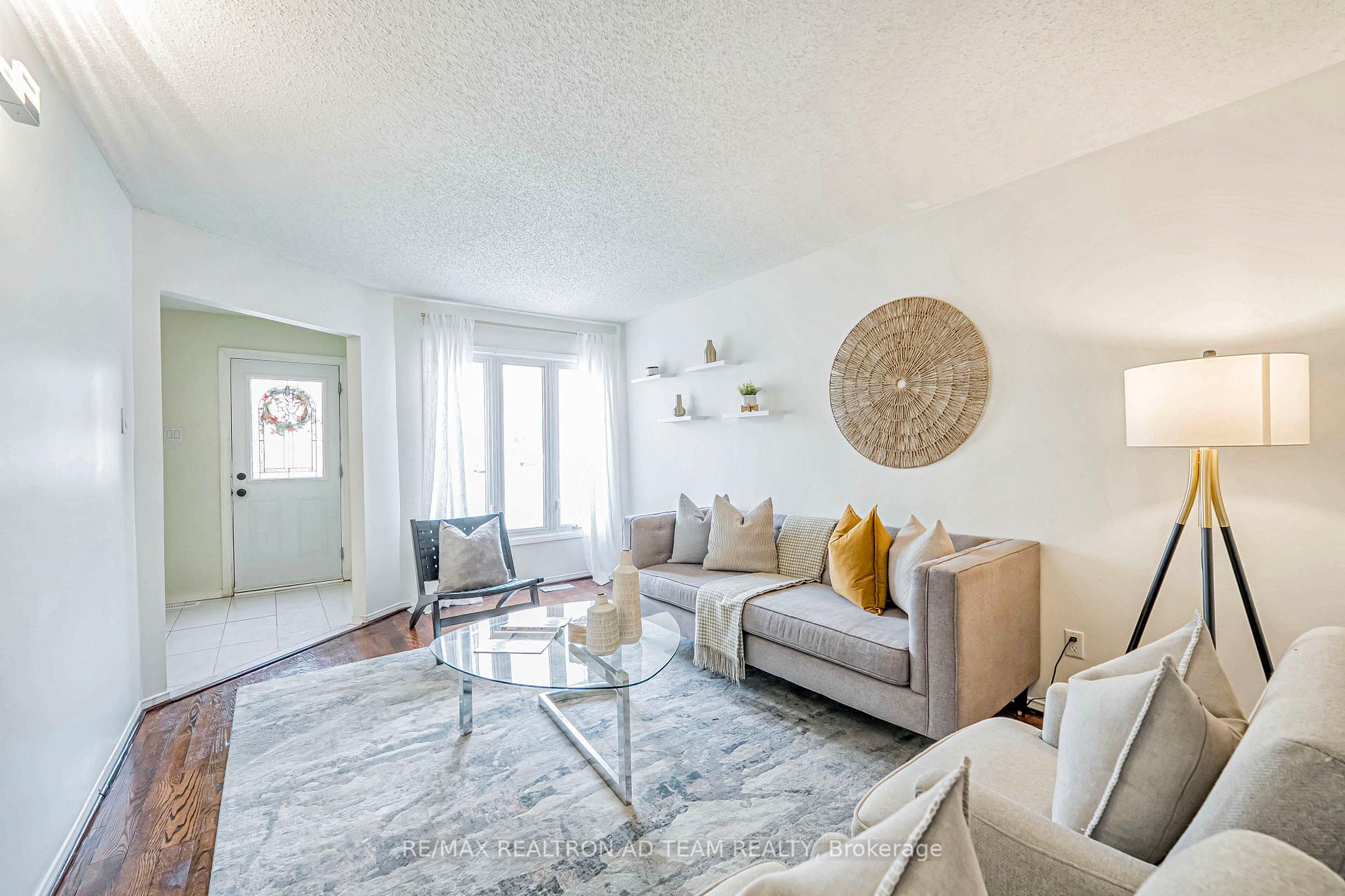 Photo 5 of 6 Sullivan Drive, Ajax, Central — HOMEH