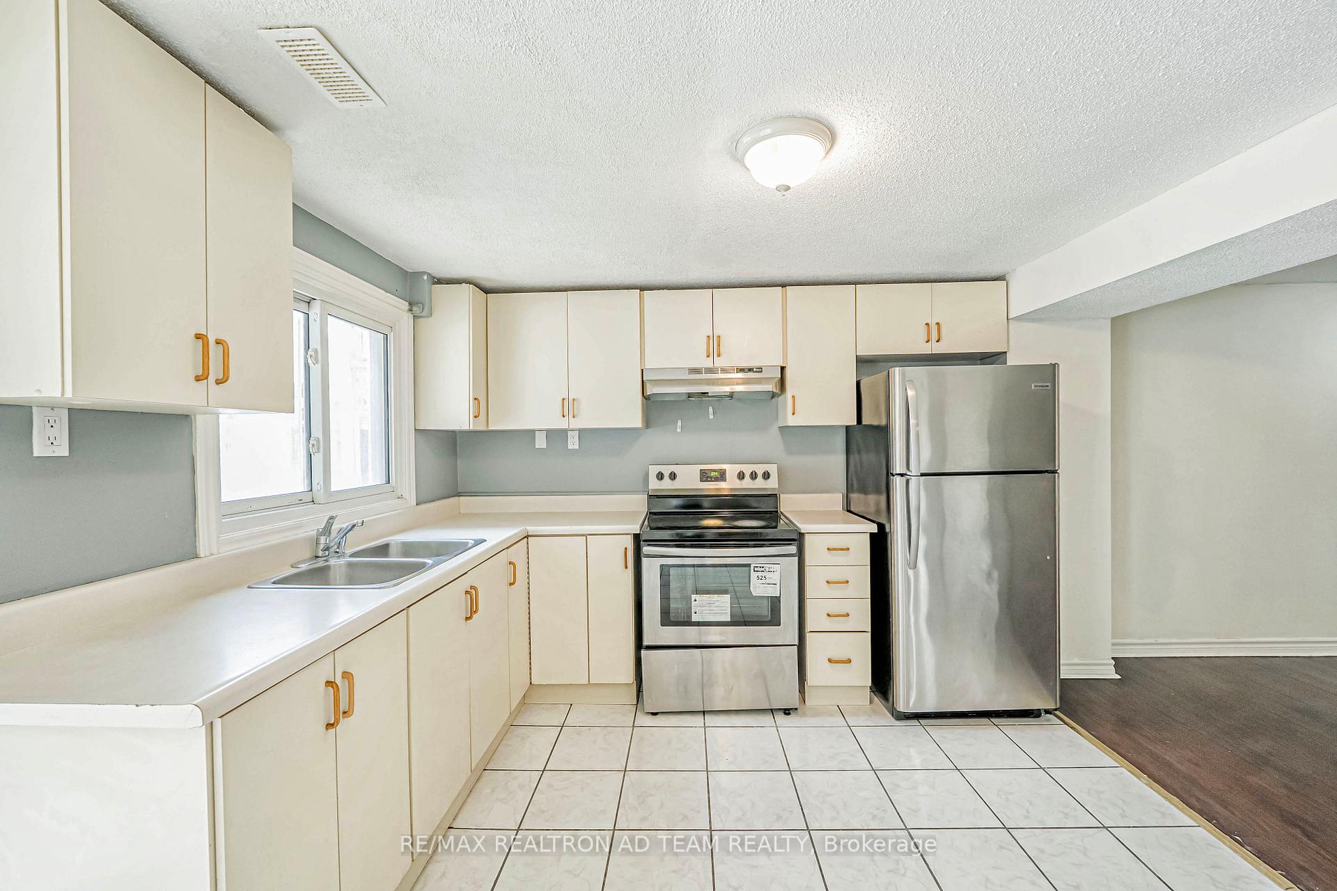 Photo 28 of 6 Sullivan Drive, Ajax, Central — HOMEH