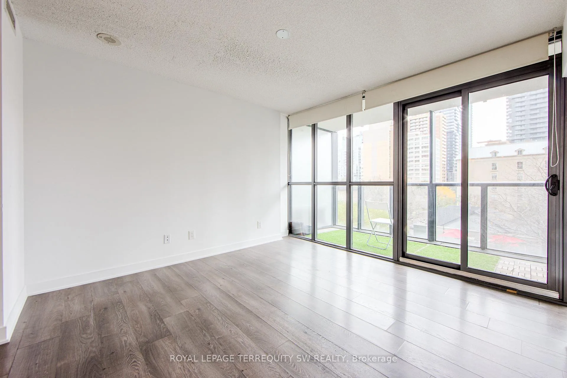 Photo 18 of Unit 505, 110 Charles Street E, Toronto, Church-Yonge Corridor — HOMEH