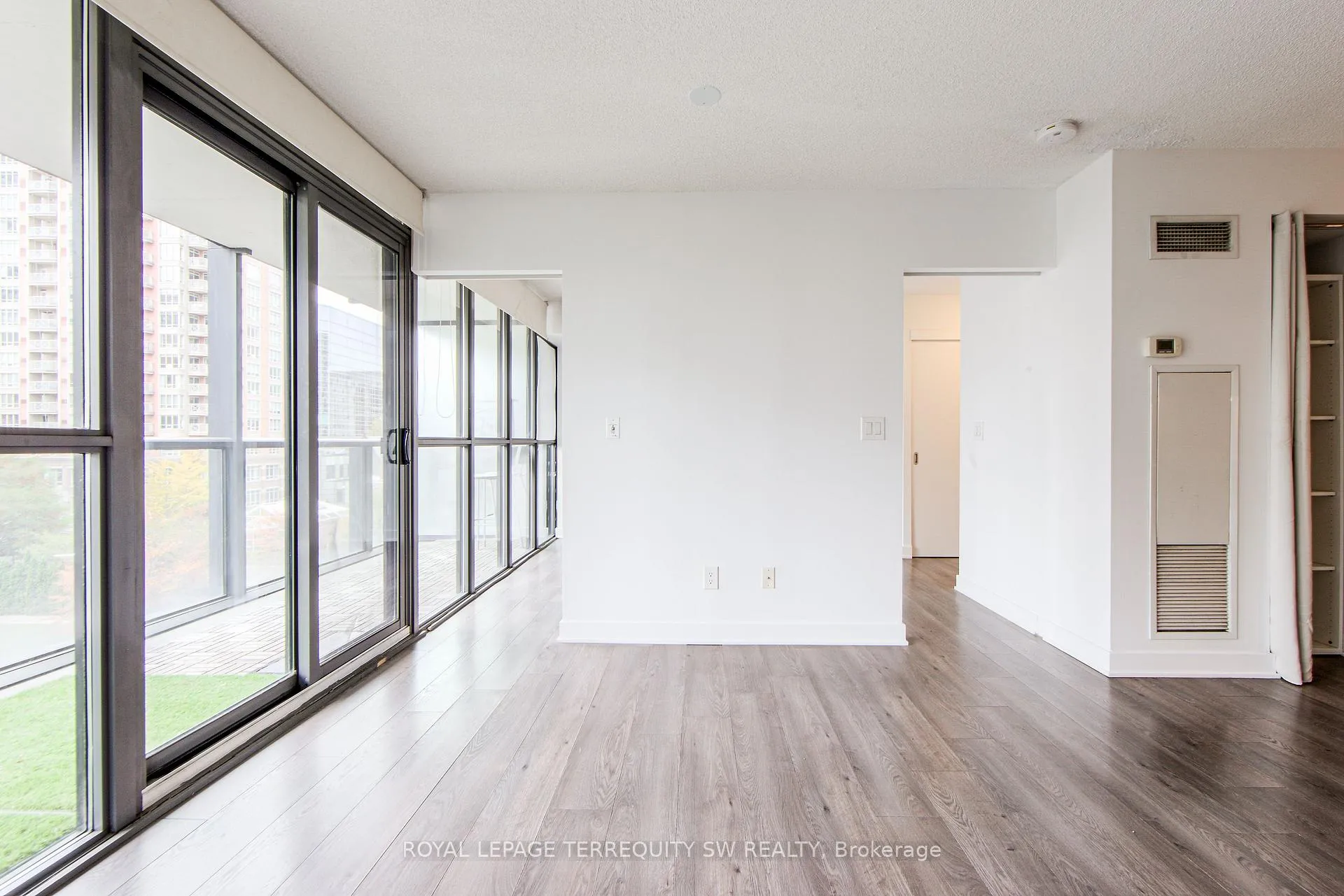 Photo 26 of Unit 505, 110 Charles Street E, Toronto, Church-Yonge Corridor — HOMEH