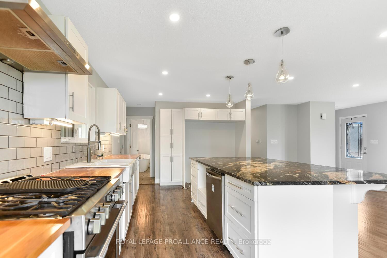 Photo 9 of 24 Frederick Street, Edwardsburgh/Cardinal, Edwardsburgh/Cardinal Twp — HOMEH