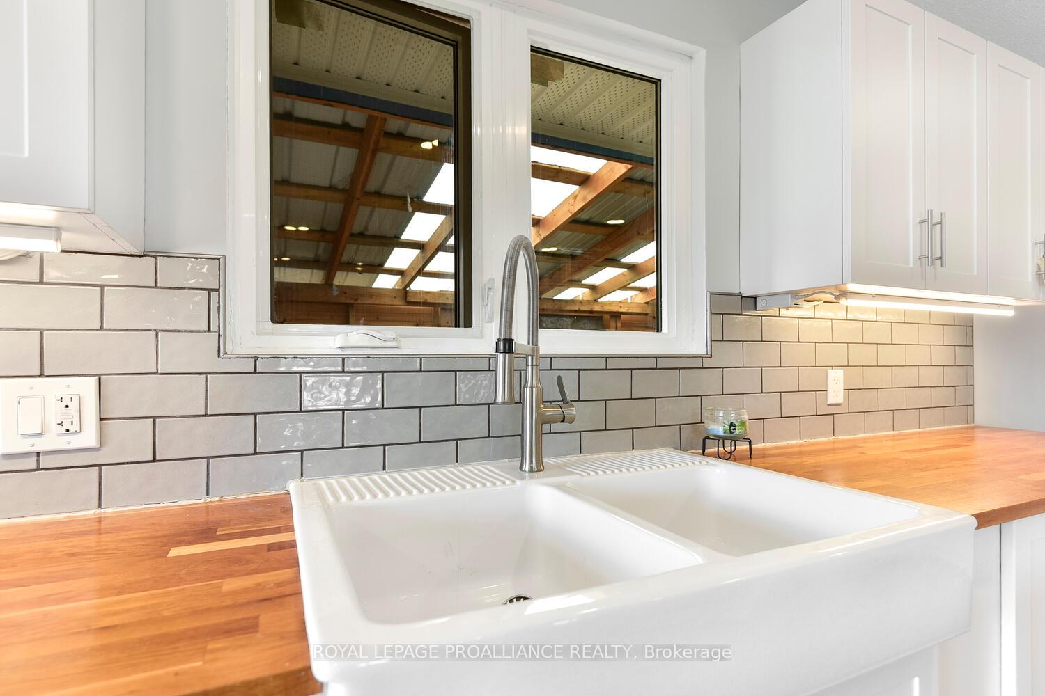Photo 11 of 24 Frederick Street, Edwardsburgh/Cardinal, Edwardsburgh/Cardinal Twp — HOMEH